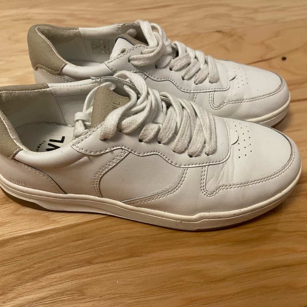 MWL court sneakers white